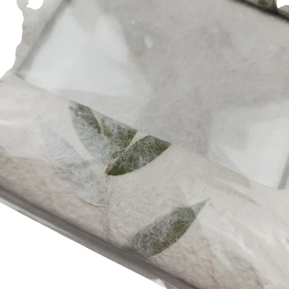 Handmade Mulberry Paper Picture Frame 4x6 Cream Botanical Leaf‎ Pressed Flowers